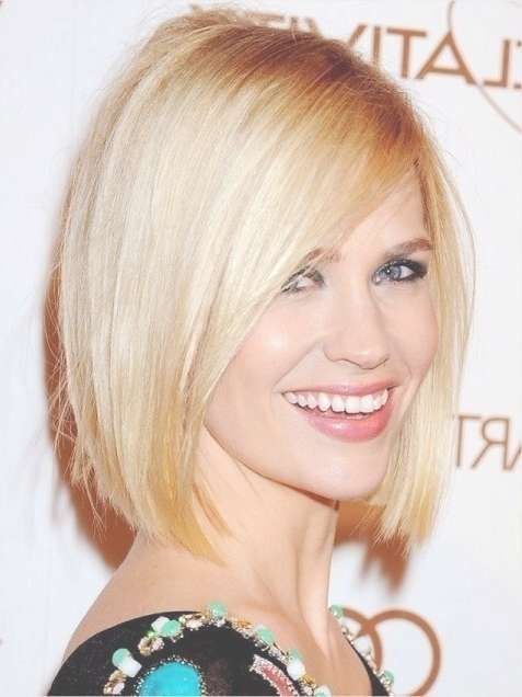 26 Best Short Haircuts For Long Face – Popular Haircuts With Bob Hairstyles For Long Face (View 1 of 15)