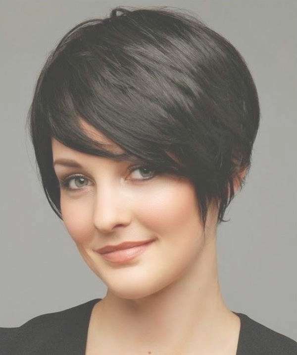 50 Smartest Short Hairstyles For Women With Thick Hair Throughout Short Bob Haircuts For Thick Hair (View 4 of 15)