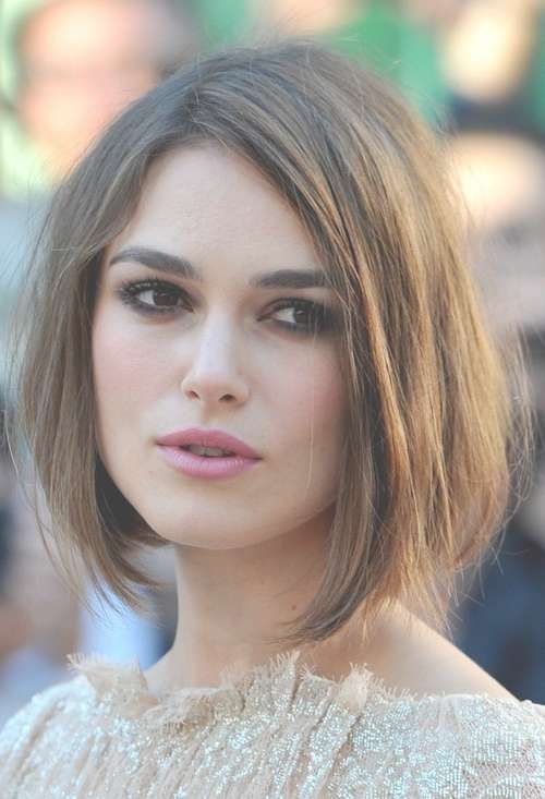Chic Demi Bob Hairstyles – Pretty Designs For Chic Bob Hairstyles (Photo 4 of 15)