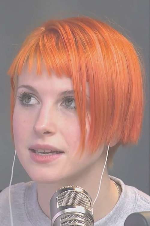 Hayley Williams Hairstyles & Hair Colors | Steal Her Style | Page 6 Intended For Hayley Williams Bob Haircuts (View 7 of 15)