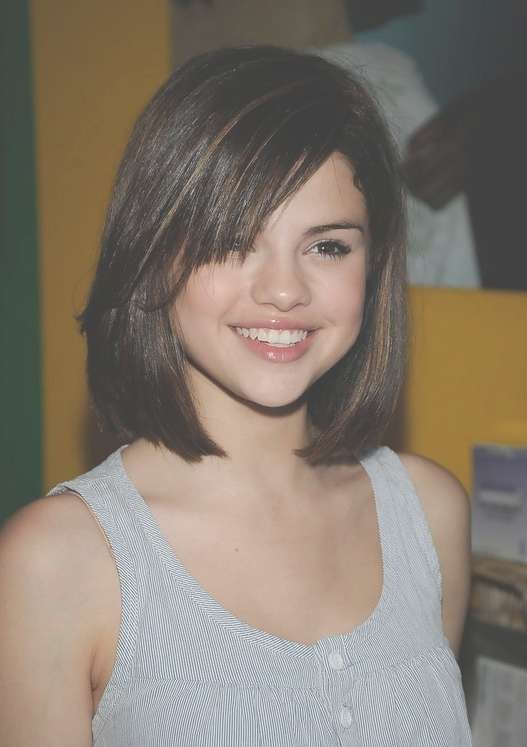 Selena Gomez Latest Straight Bob Hairstyle For Girls – Hairstyles With Regard To Bob Haircuts For Teenage Girl (View 5 of 15)