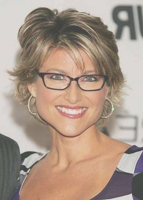 Featured Photo of 25 Best Ideas Medium Haircuts for Women Who Wear Glasses
