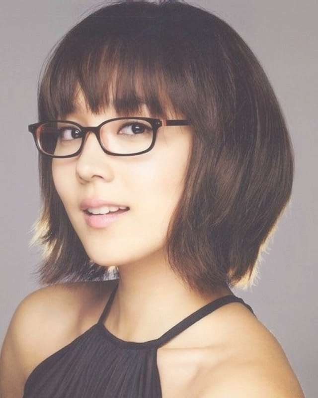 15 Best Women Hairstyle With Glasses Images On Pinterest With Regard To Best And Newest Medium Haircuts For Glasses (Photo 18 of 25)