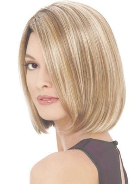 16 Excellent Bob Haircuts With Stunning Shapes – Features Short With Regard To Classic Bob Hairstyles (View 9 of 25)
