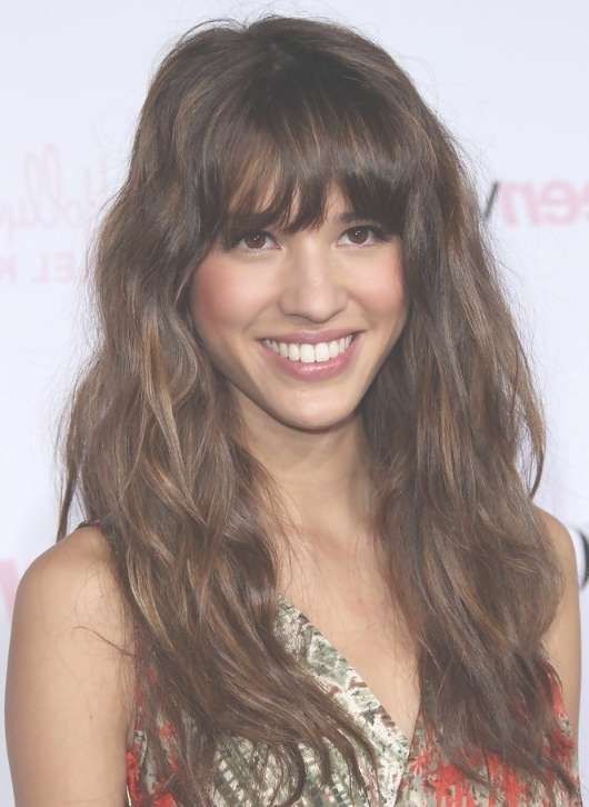 18 Beautiful Long Wavy Hairstyles With Bangs – Hairstyles Weekly Intended For Most Current Long Bangs Hairstyles Long Hair (View 23 of 25)