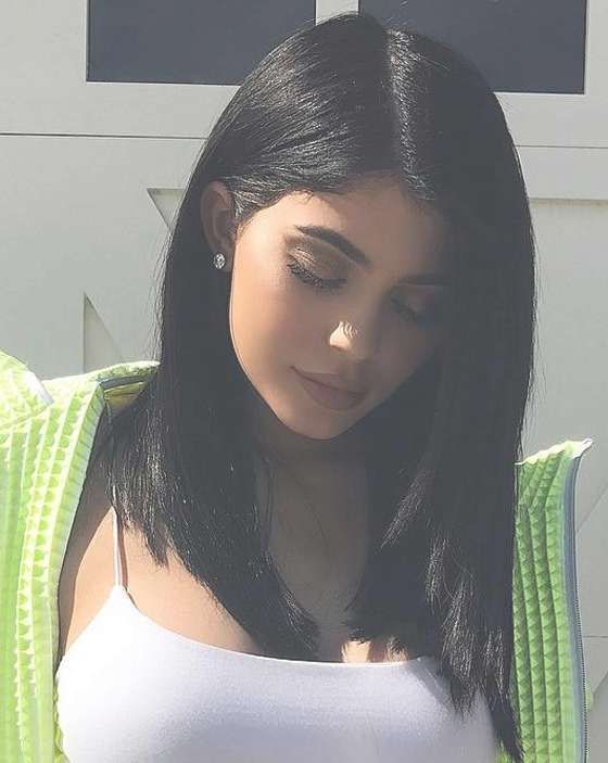 20 Kylie Jenner Hairstyles To Die For In Most Recently Kylie Jenner Medium Haircuts (View 5 of 25)