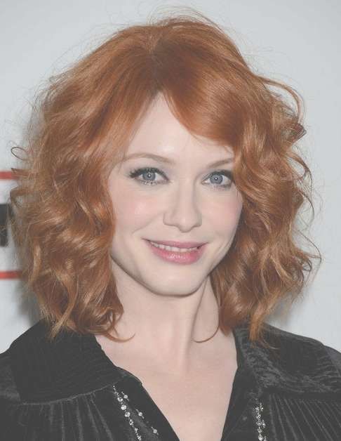 2014 Christina Hendricks Medium Hairstyles: Best Curly Hair For Throughout Most Current Red Hair Medium Haircuts (View 22 of 25)