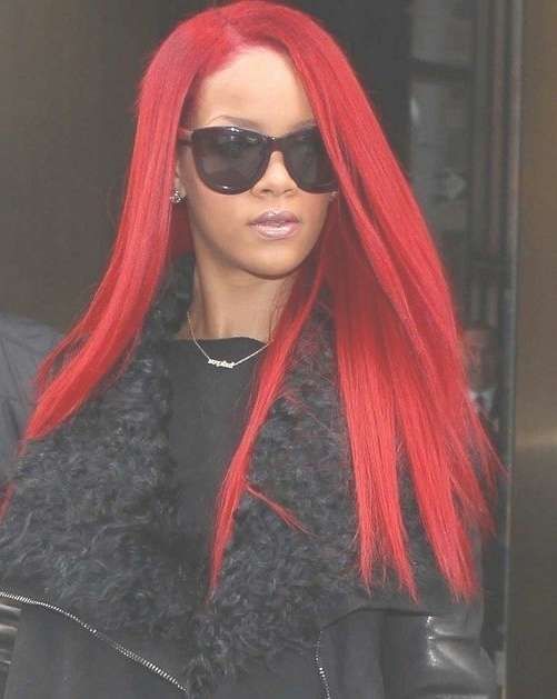 25 Great Photos Of Rihanna's Red Hair – Strayhair In Most Up To Date Bright Red Medium Hairstyles (View 5 of 15)
