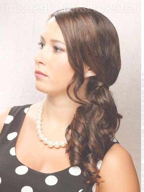 25 Super Easy Prom Hairstyles To Try Intended For Most Current Cute Medium Hairstyles For Prom (Photo 19 of 25)