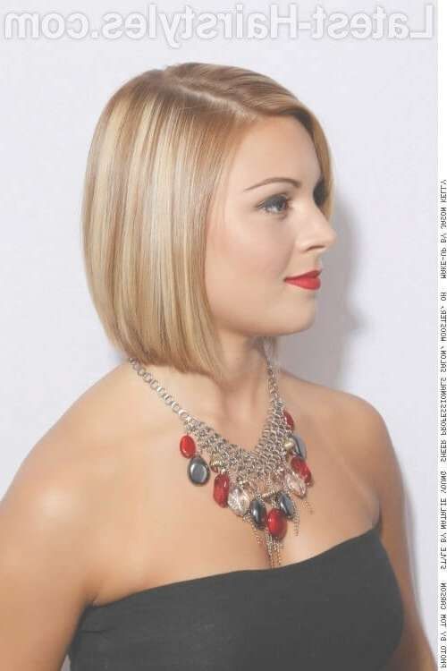 27 Short Straight Hairstyles Trending Right Now (Updated For 2018) Inside Short Straight Bob Hairstyles (View 7 of 25)