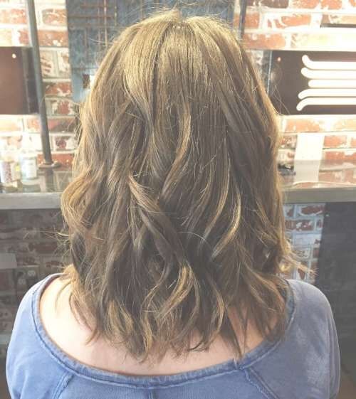 30 Top Shoulder Length Hair Ideas To Try (updated For 2018) With Most Recently Textured Medium Haircuts (View 16 of 25)