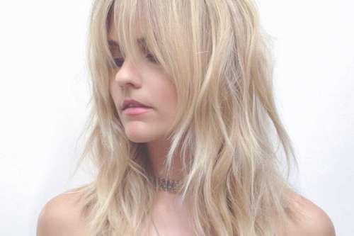 37 Chic Medium Shag Hairstyles & Haircuts For Women 2018 With Regard To Latest Shaggy Medium Haircuts (View 14 of 25)