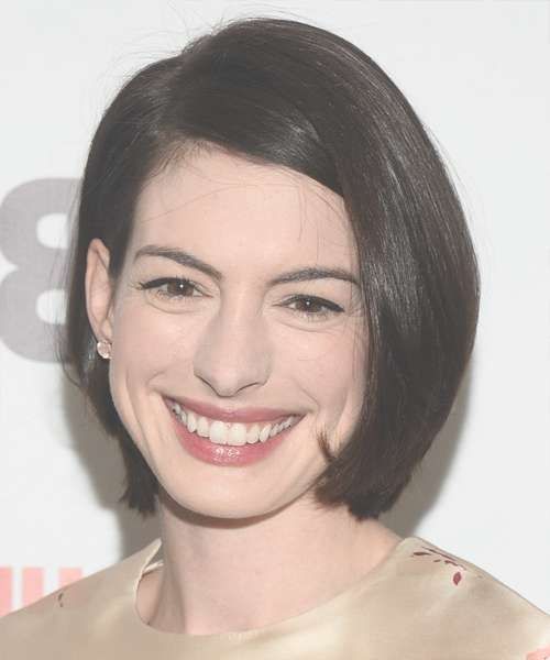 Anne Hathaway Hairstyles In 2018 With Current Anne Hathaway Medium Hairstyles (Photo 8 of 16)