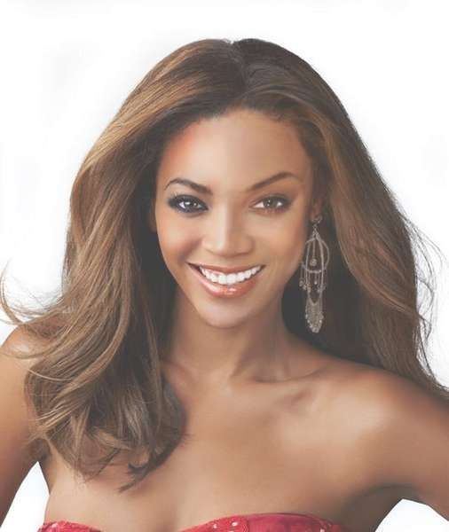 Banks Medium Wavy Hairstyle Inside Current Tyra Banks Medium Hairstyles (View 9 of 15)