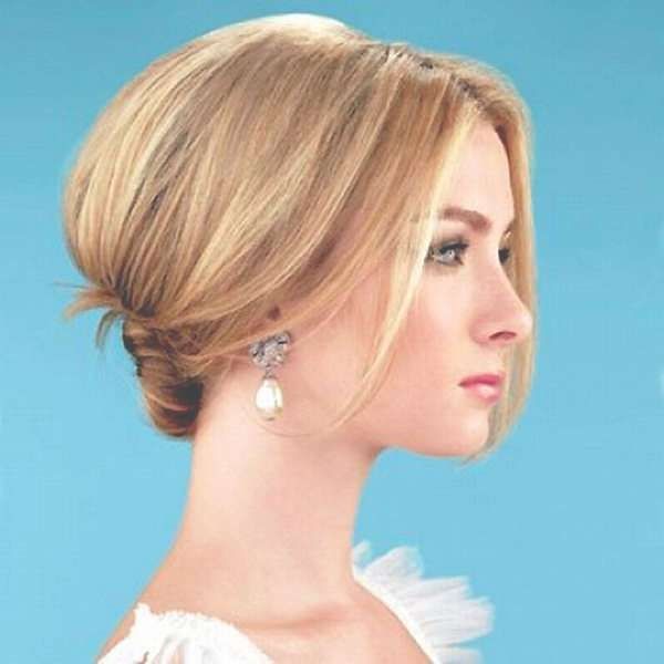 Best Suggestions For Medium Hairstyles Girls Intended For Most Recently Dinner Medium Hairstyles (View 5 of 16)