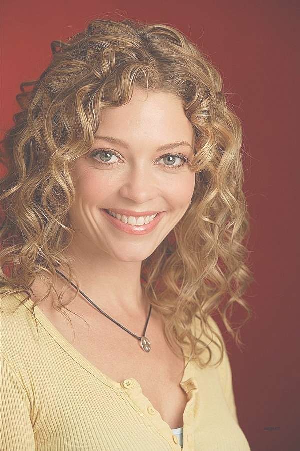 Curly Hairstyles: Inspirational Curly Hairstyles For Relaxed Ha Intended For Recent Naturally Curly Medium Haircuts (View 16 of 20)