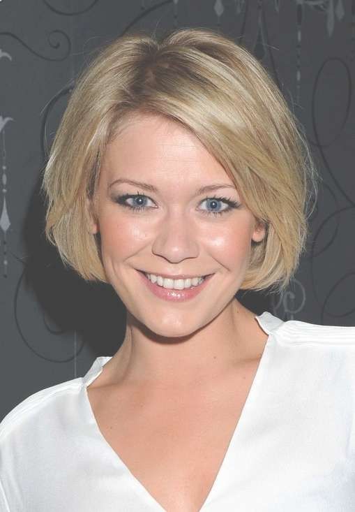 Cute Short Classic Bob Hairstyle For Women – Suzanne Shaw Haircuts For Classic Bob Hairstyles (View 22 of 25)