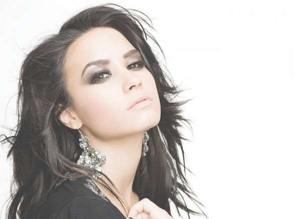 Demi Lovato Medium Haircuts – More Information Inside Most Current Demi Lovato Medium Haircuts (View 5 of 25)