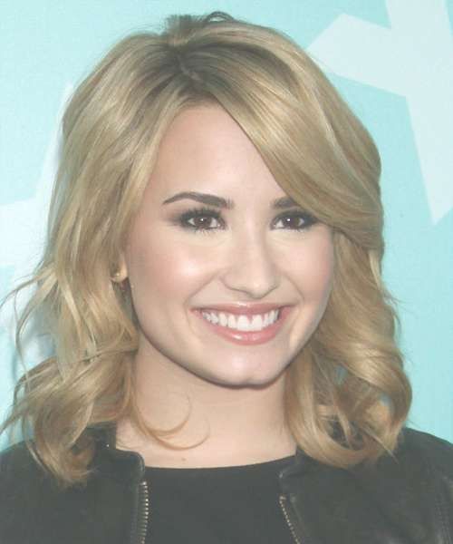 Demi Lovato Medium Wavy Formal Hairstyle – Medium Blonde With Most Recent Demi Lovato Medium Haircuts (Photo 1 of 25)