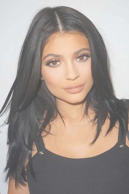 Kylie Jenner's Hairstyles & Hair Colors | Steal Her Style | Page 3 Pertaining To 2018 Kylie Jenner Medium Haircuts (View 10 of 25)
