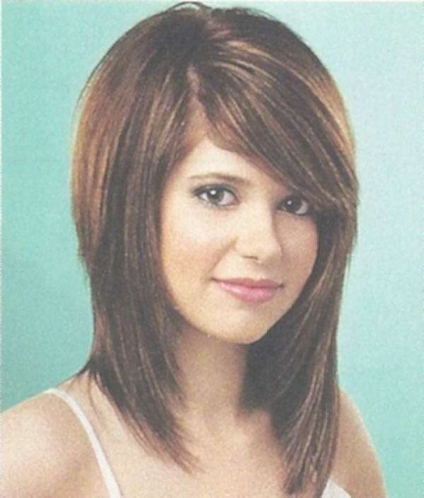 Medium Bob Hairstyles With Side Swept Bangs | My Hairstyles Site With Regard To Most Current Medium Haircuts Side Swept Bangs (Photo 12 of 25)