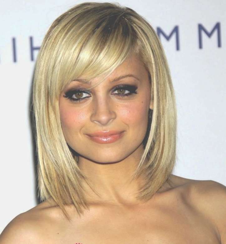 Medium Haircuts With Side Bangs | Hairjos With Latest Medium Haircuts With Side Bangs (Photo 16 of 25)