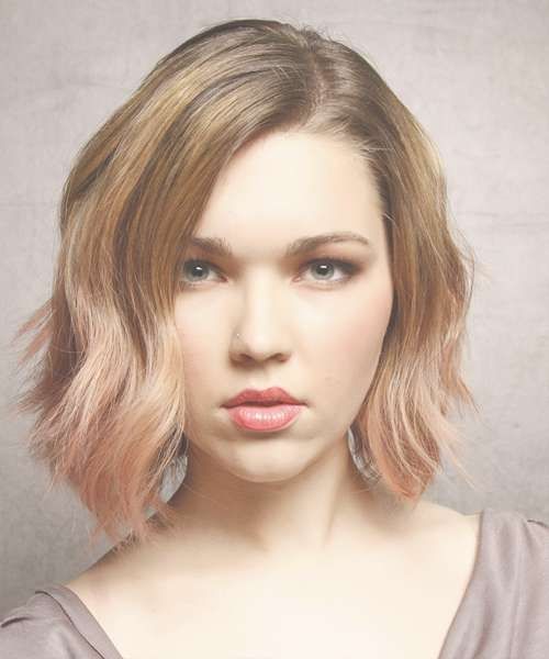 Medium Hairstyles And Haircuts For Women In 2018 Within Recent Strawberry Blonde Medium Haircuts (View 5 of 25)