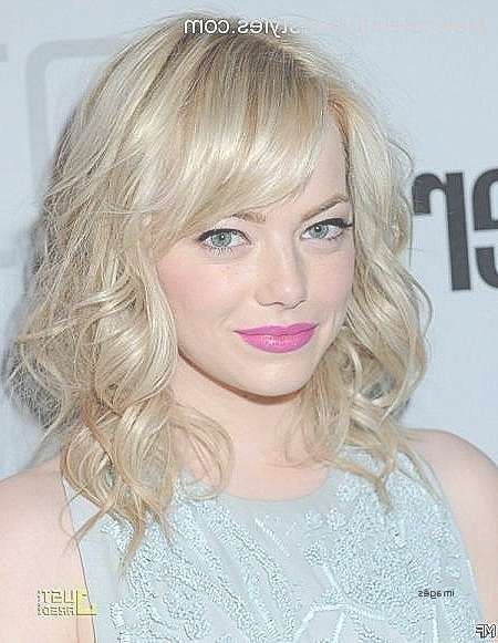 Medium Hairstyles For Round Faces And Curly Hair Luxury Light With Newest Medium Hairstyles With Side Fringe (Photo 23 of 25)
