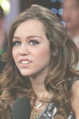 Miley Cyrus – Page 6 In Most Up To Date Miley Cyrus Medium Hairstyles (Photo 25 of 25)