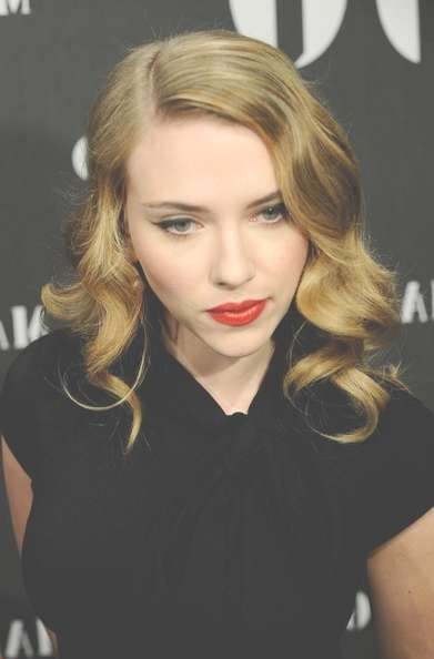 More Pics Of Scarlett Johansson Medium Curls (3 Of 25) – Scarlett Within Most Recently Scarlett Johansson Medium Hairstyles (View 14 of 15)