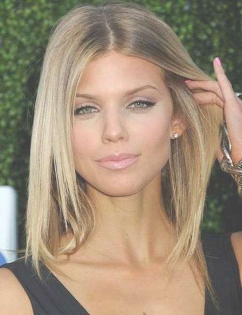 Photo Gallery Of Medium Length Bob Hairstyles For Thin Hair Intended For Most Current Medium Hairstyles For Thin Straight Hair (Photo 24 of 25)