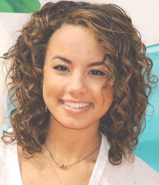 Savannah Jayde Medium Curly Hairstyle For 2013 – Hairstyles Weekly Inside 2018 Curly Medium Hairstyles (View 9 of 25)