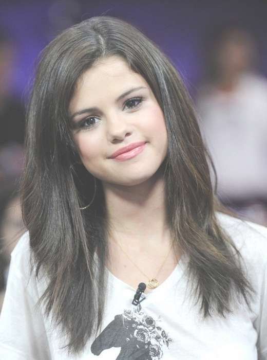 Selena Gomez Hairstyles: Long Straight Hair – Popular Haircuts With Best And Newest Selena Gomez Medium Haircuts (View 5 of 25)