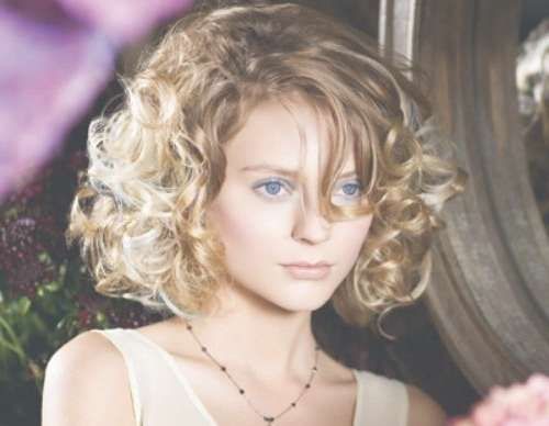 The Best Bob Haircut For Curly Hair – Hair World Magazine Within Curled Bob Haircuts Curled (Photo 21 of 25)