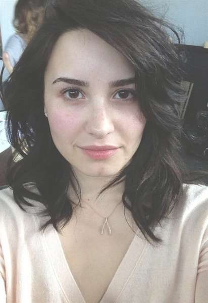 The Top Demi Lovato Hairstyles That We Love – Hair World Magazine Pertaining To Best And Newest Demi Lovato Medium Haircuts (View 24 of 25)