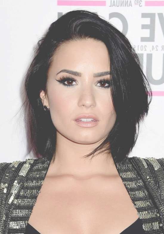 Top 32 Demi Lovato's Hairstyles & Haircut Ideas For You To Try Within Most Up To Date Demi Lovato Medium Haircuts (Photo 9 of 25)