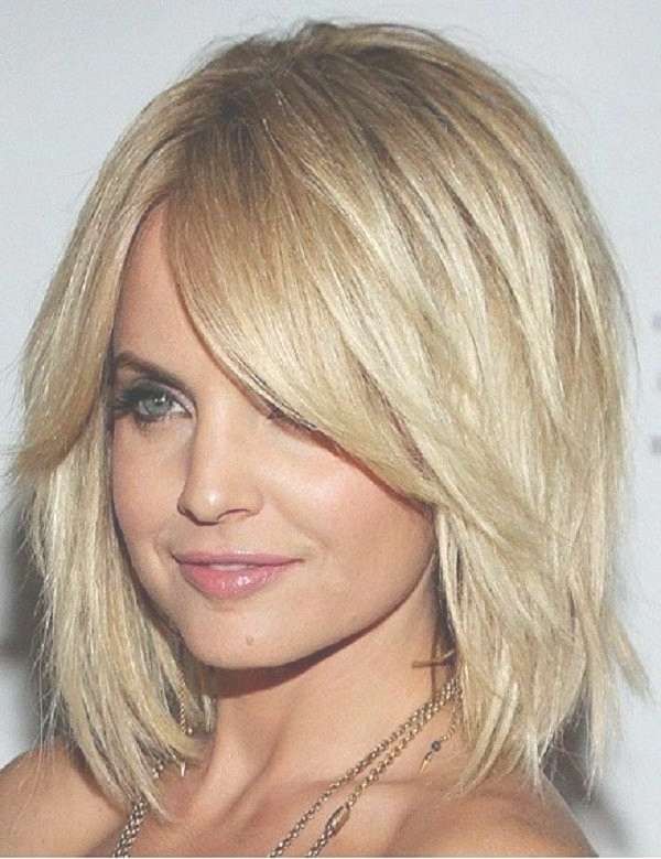 Unique Medium Hairstyles With Layers And Side Bangs Medium Bob Pertaining To Newest Side Bangs Medium Hairstyles (View 12 of 25)