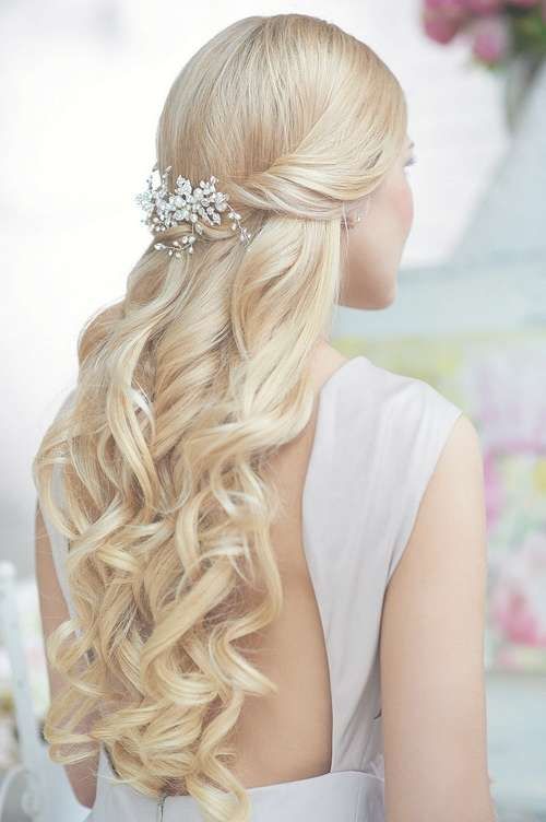 Wedding Hairstyles Curls Down Ideas For Brides | Elstyle For Current Wedding Long Down Hairstyles (Photo 12 of 25)