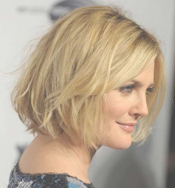 Women's Hairstyle Tips For Layered Bob Hairstyles – Hairstyles Weekly Throughout Best And Newest Stylish Medium Haircuts For Women Over  (View 8 of 25)
