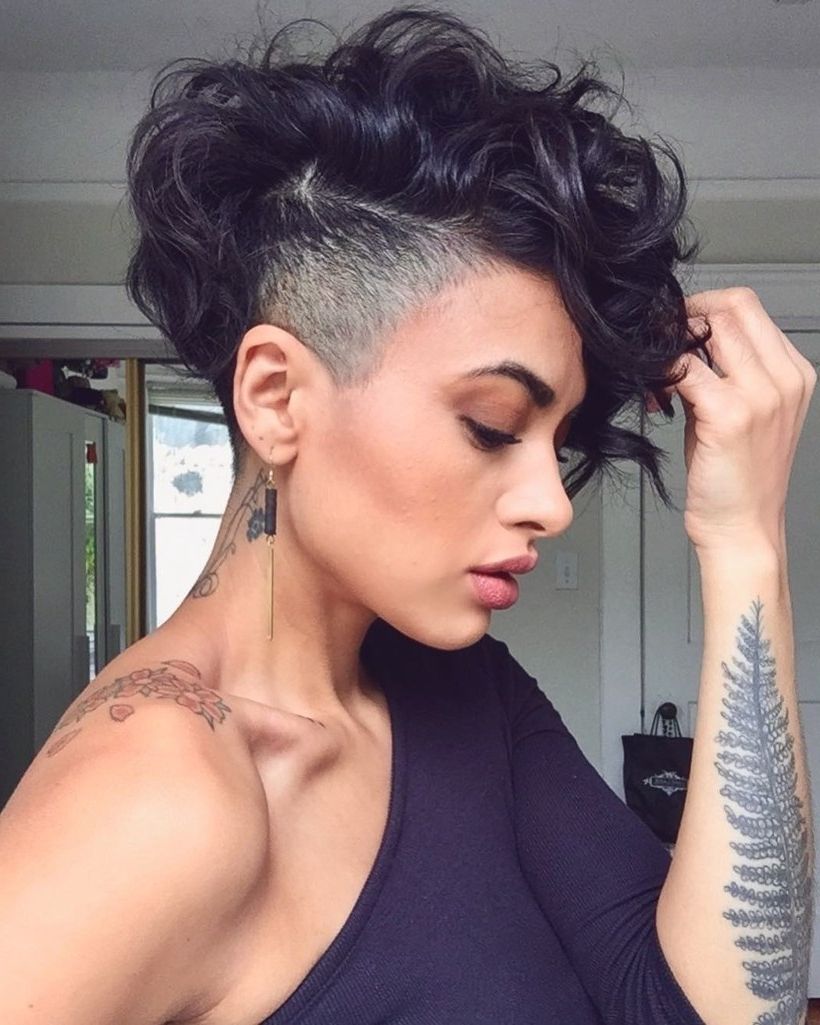 28 Curly Pixie Cuts That Are Perfect For Fall 2017 | Glamour With Regard To Recent Tapered Pixie Hairstyles (Photo 6 of 15)