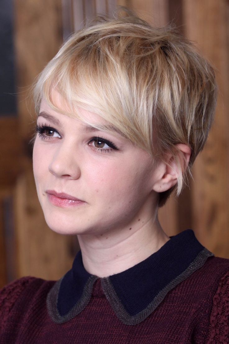 Carey Mulligan Short Haircut: Pltinium Long Messy Pixie Hair In Latest Short Pixie Hairstyles With Long Bangs (View 8 of 15)