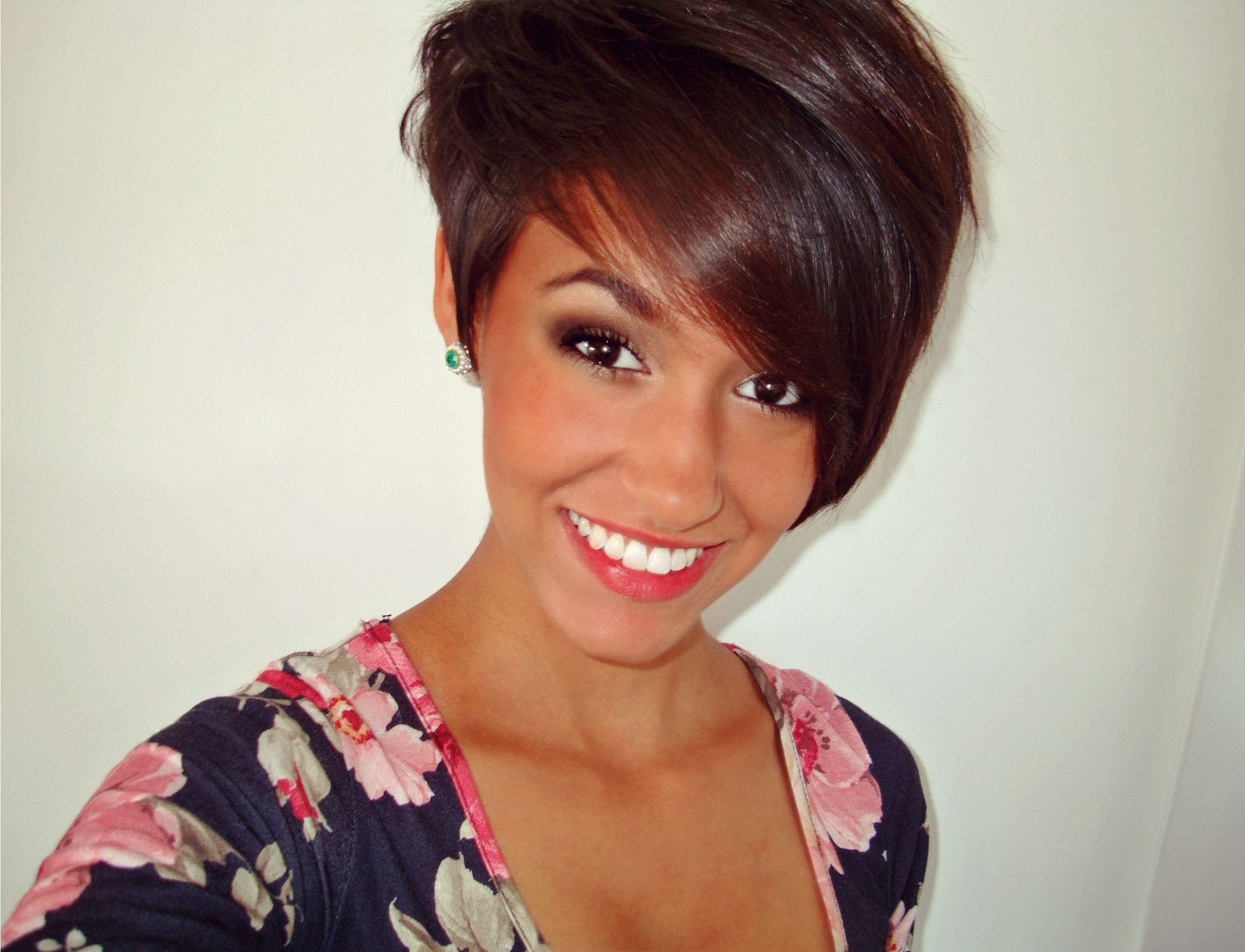 How I Style My Asymmetric Pixie Haircut – Youtube Intended For Most Up To Date Styling Pixie Hairstyles (Photo 12 of 15)