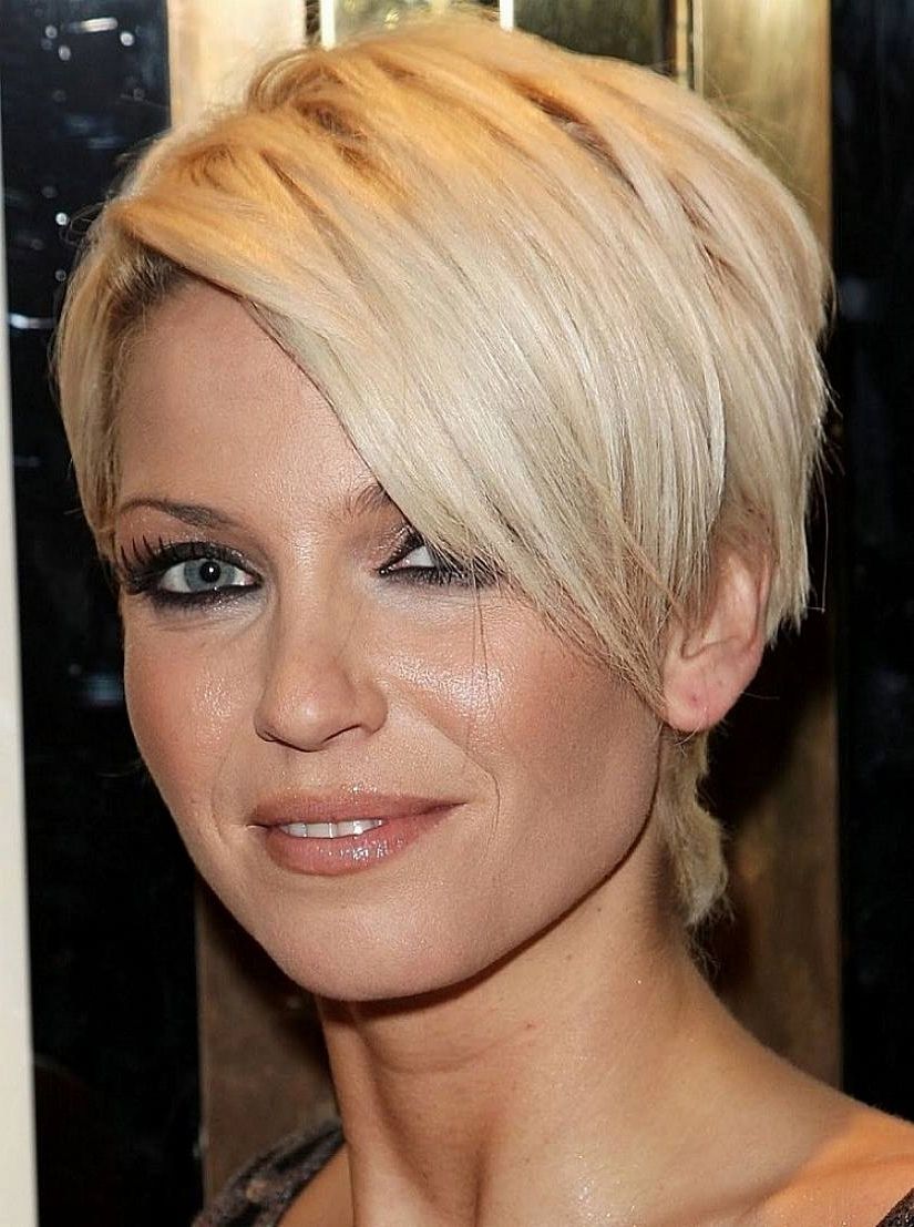 Long Fringe Short Hairstyle In Best And Newest Pixie Hairstyles With Long Fringe (View 5 of 15)