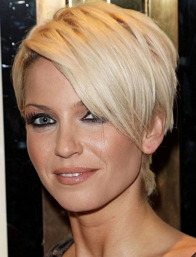 Pixie Haircut Gallery Haircuts With Longer Bangs Best Hairstyles With Most Popular Short Pixie Hairstyles With Long Bangs (Photo 7 of 15)