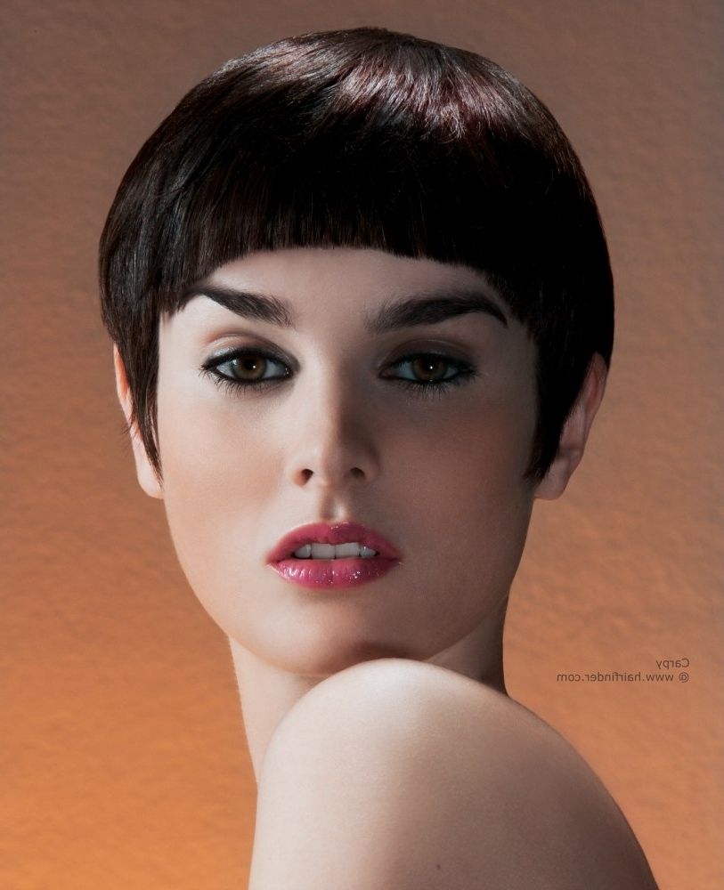 Short Haircut With A Retro Touch And A Short Fringe Throughout Most Recent Old Fashioned Pixie Hairstyles (Photo 1 of 15)