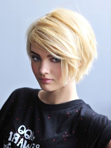 Short Shaggy Hairstyles For Thick Hair – Popular Haircuts Within Best And Newest Shaggy Hairstyles For Thick Hair (Photo 9 of 15)