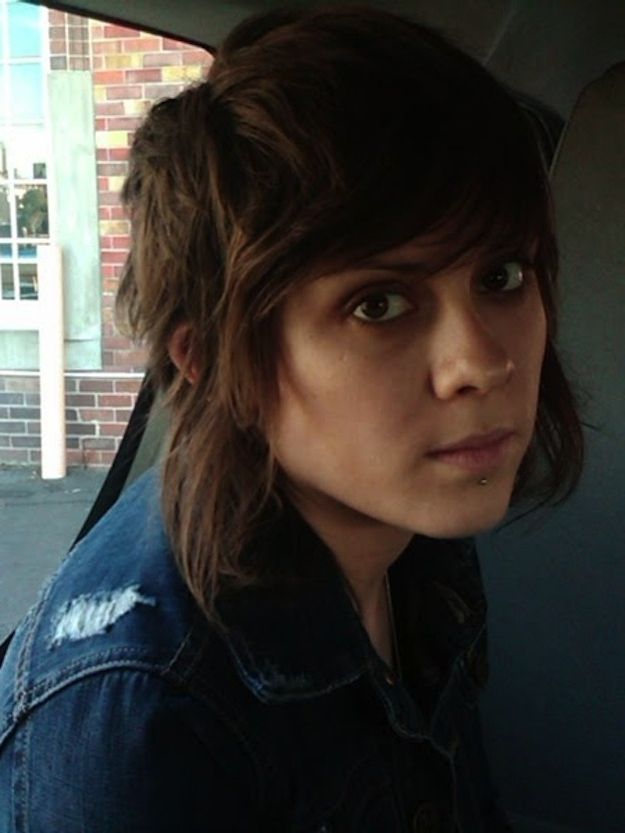 Tegan And Sara's Hairstyle Evolution | Mullets, Joan Jett And Shaggy Inside Most Popular Shaggy Mullet Hairstyles (View 7 of 15)