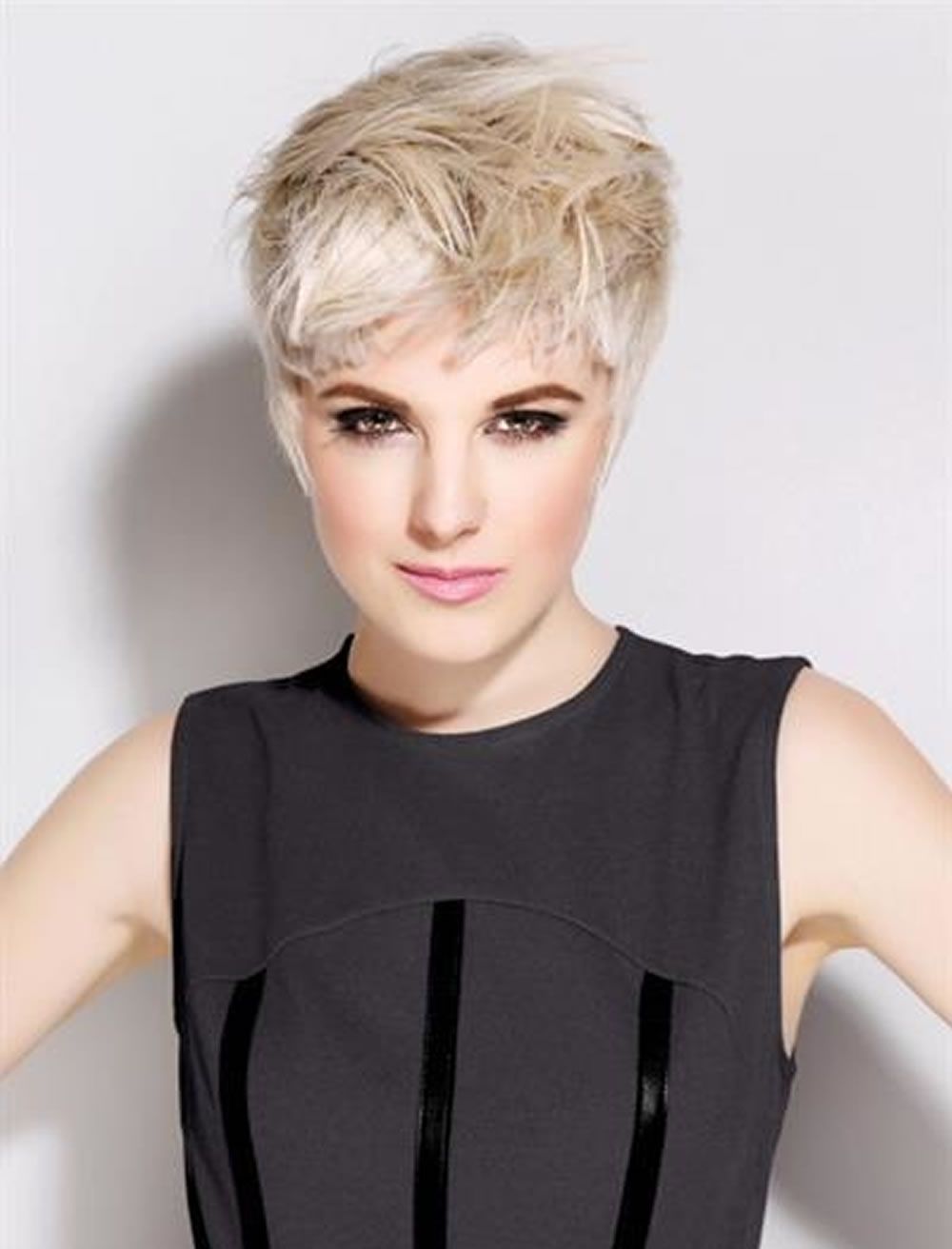 Trend Pixie Haircuts For Thick Hair 2018 2019 : 28 Terrific Pixie Throughout Current Pixie Hairstyles For Thick Hair (Photo 1 of 15)