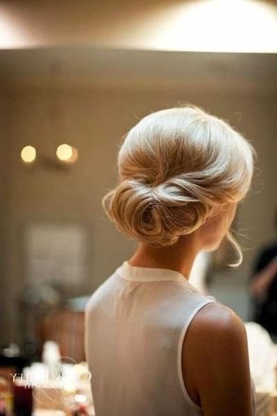25 Fabulous French Twist Updos: Stunning Hairstyles With Twists Inside Newest French Twist Updo Hairstyles For Medium Hair (View 14 of 15)