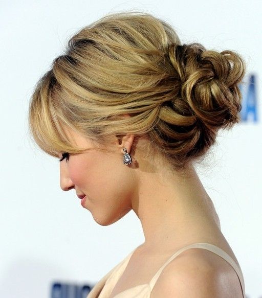 Dianna Agron Loose Bun Updo – Hairstyles Weekly Inside Most Current Low Bun Updo Hairstyles (View 8 of 15)